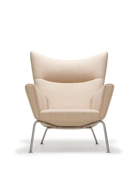 CH445 Wing Chair von Hans J. Wegner - Stofgruppe 1 - Jacobsen Plus