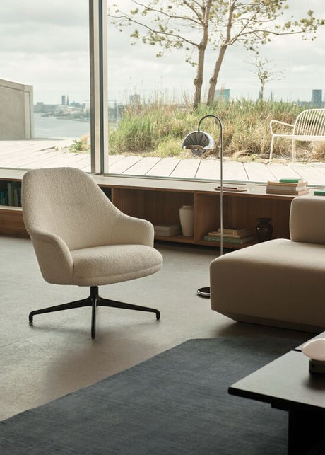 &Tradition Rely HW139 Lounge-Sessel - Gentle 0443/Poliertes Gestell - Jacobsen Plus