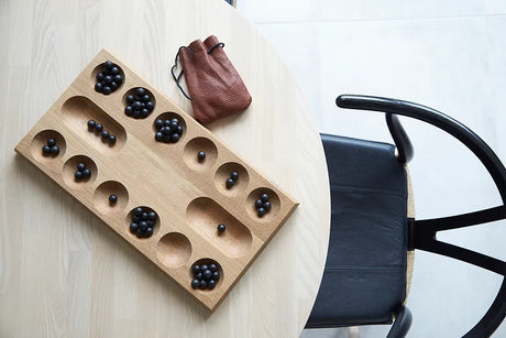 Kalaha Spiel von Piet Hein - Geölte Eiche - Jacobsen Plus