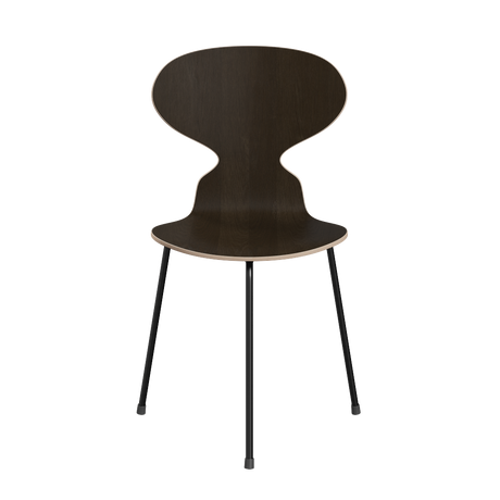3100 Ant Chair mit 3 Beinen, schwarzem Gestell von Arne Jacobsen - Klar lackiertes Furnier - Eiche - Dunkel gebeizt - Jacobsen Plus