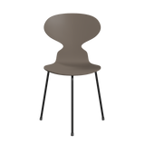 3100 Myren med 3 ben, sort stel af Arne Jacobsen - Lakeret finér - Deep Clay (140) - Jacobsen Plus