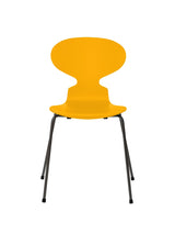 3101 Myren Stol lakeret af Arne Jacobsen - True Yellow / Warm Graphite - Jacobsen Plus