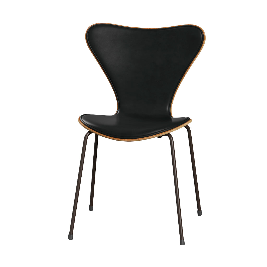 Fritz Hansen - 3107 stol, naturfiner og forsidepolstret i Grace læder - Elm - Sort læder - Brown Bronze stel - Jacobsen Plus