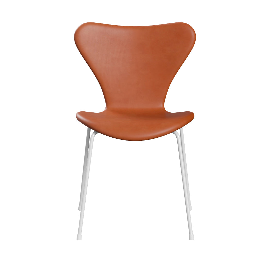 Fritz Hansen - 3107 stol, fuldpolstret i Grace læder - Walnut læder - White stel - Jacobsen Plus