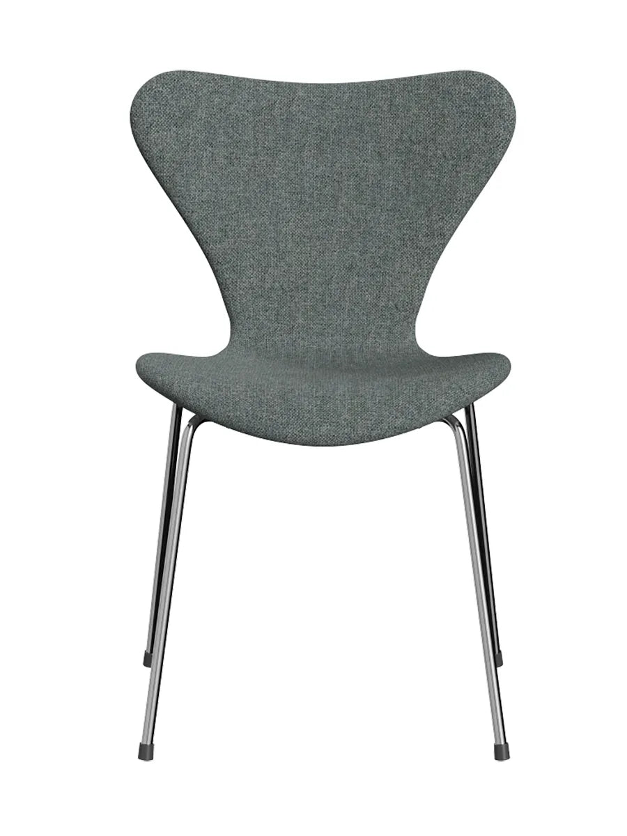 3107 Serie 7, vollgepolstert von Arne Jacobsen - Hallingdal / 130 Grau - Jacobsen Plus