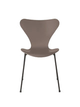 3107 Serie 7 Stuhl lackiert von Arne Jacobsen - Deep Clay / Warmer Graphit - Jacobsen Plus
