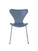 3107 Serie 7 Stuhl lackiert von Arne Jacobsen - Dusk Blue / Silver Grey - Jacobsen Plus