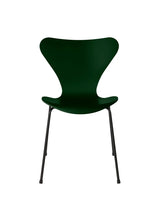 3107 Serie 7 Stuhl lackiert von Arne Jacobsen - Evergreen / Schwarz - Jacobsen Plus