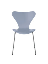 3107 Serie 7 Stuhl lackiert von Arne Jacobsen - Lavender Blue / Silver Grey - Jacobsen Plus