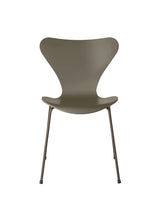 3107 Serie 7 Stuhl lackiert von Arne Jacobsen - Olive Green / Braune Bronze - Jacobsen Plus