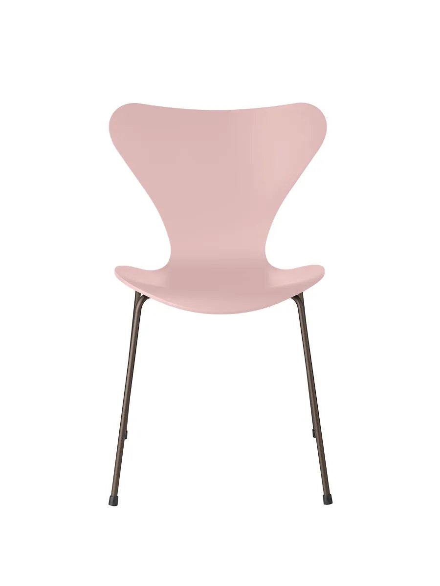 3107 Serie 7 Stuhl lackiert von Arne Jacobsen