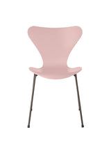 3107 Serie 7 Stuhl lackiert von Arne Jacobsen - Pale Rose / Braune Bronze - Jacobsen Plus