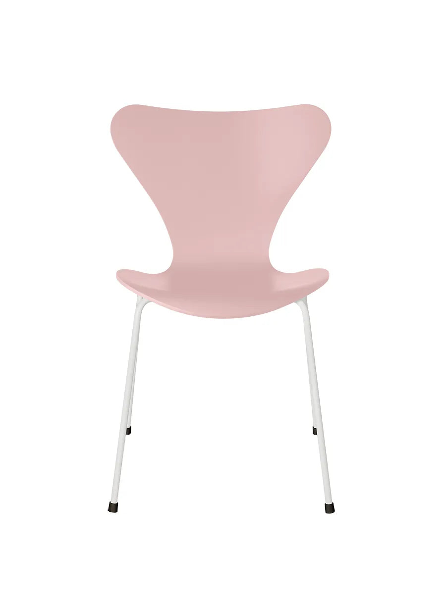 3107 Serie 7 Stuhl lackiert von Arne Jacobsen