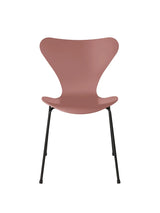 3107 Serie 7 Stuhl lackiert von Arne Jacobsen - Wild Rose / Schwarz - Jacobsen Plus