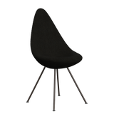 3110 Drop™ Stuhl, vollgepolstert - Braun Bronze von Arne Jacobsen - Hallingdal - 376 Brown/Dark Grey - Jacobsen Plus