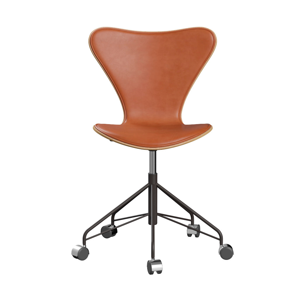 Fritz Hansen - 3117 kontorstol, naturfiner og forsidepolstret i Grace læder - Bøg - Valnød læder - Warm Graphite stel - Jacobsen Plus