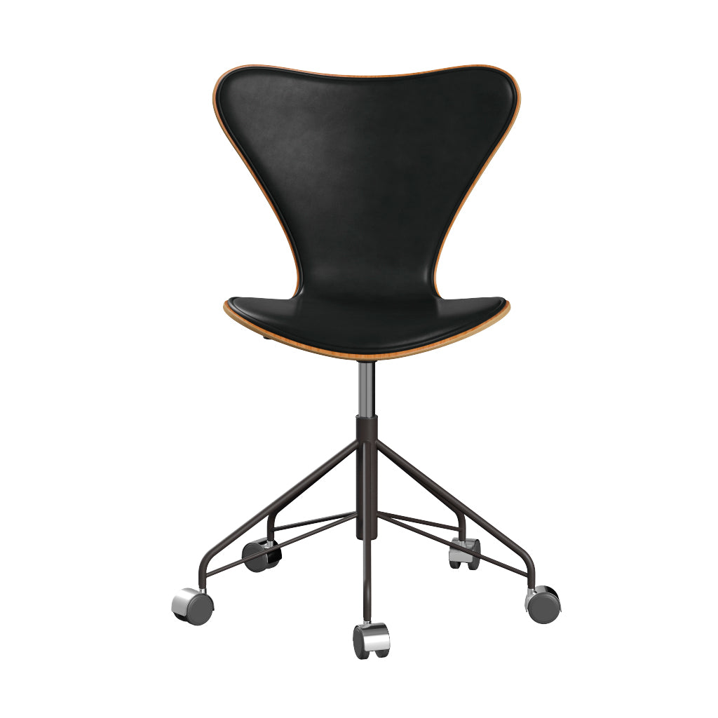 Fritz Hansen - 3117 kontorstol, naturfiner og forsidepolstret i Grace læder - Kirsebær - Sort læder - Warm Graphite stel - Jacobsen Plus