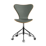 Fritz Hansen - 3117 kontorstol, naturfiner og forsidepolstret i Grace læder - Kirsebær - Concrete Grey læder - Sort stel - Jacobsen Plus