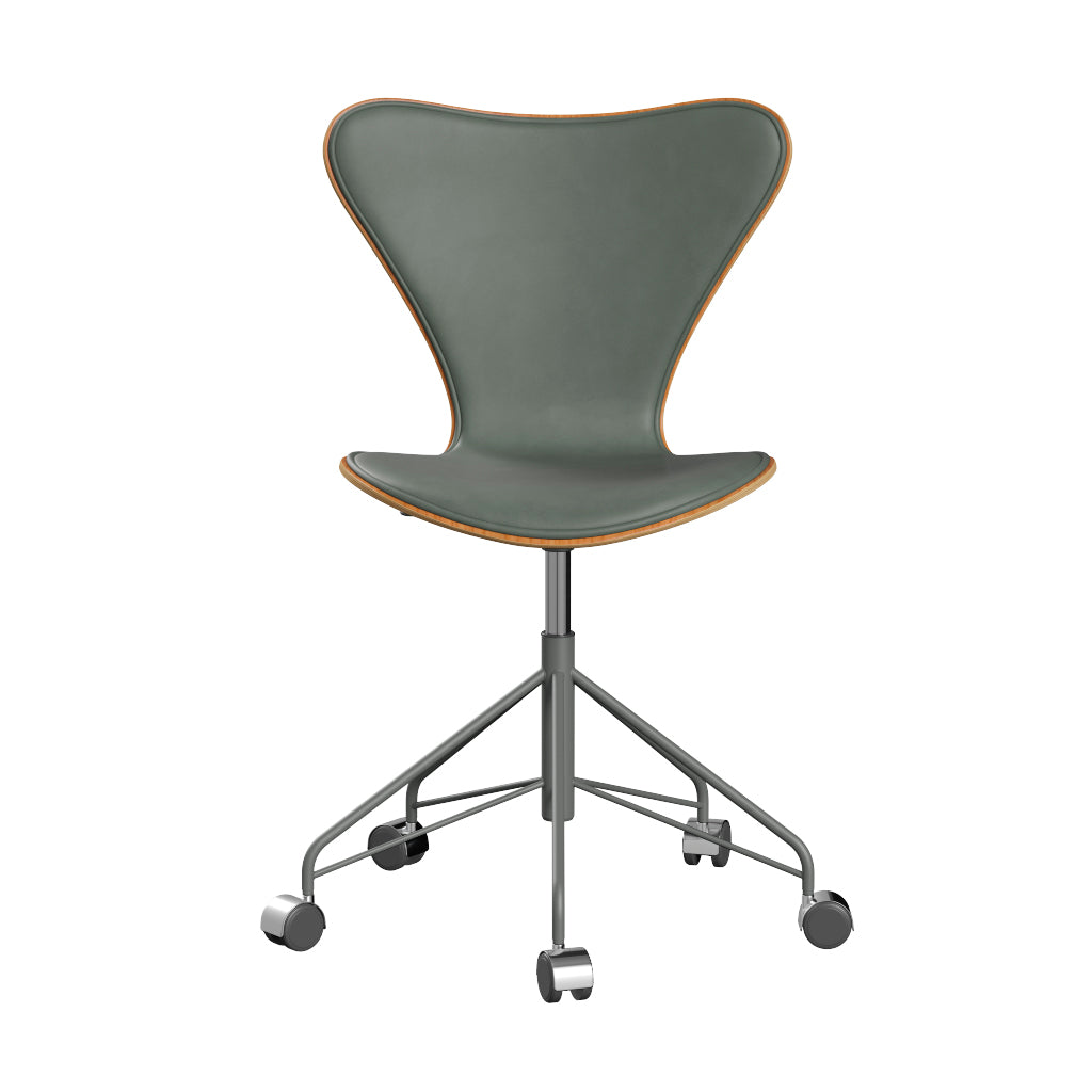 Fritz Hansen - 3117 kontorstol, naturfiner og forsidepolstret i Grace læder - Kirsebær - Concrete Grey læder - Silver Grey stel - Jacobsen Plus