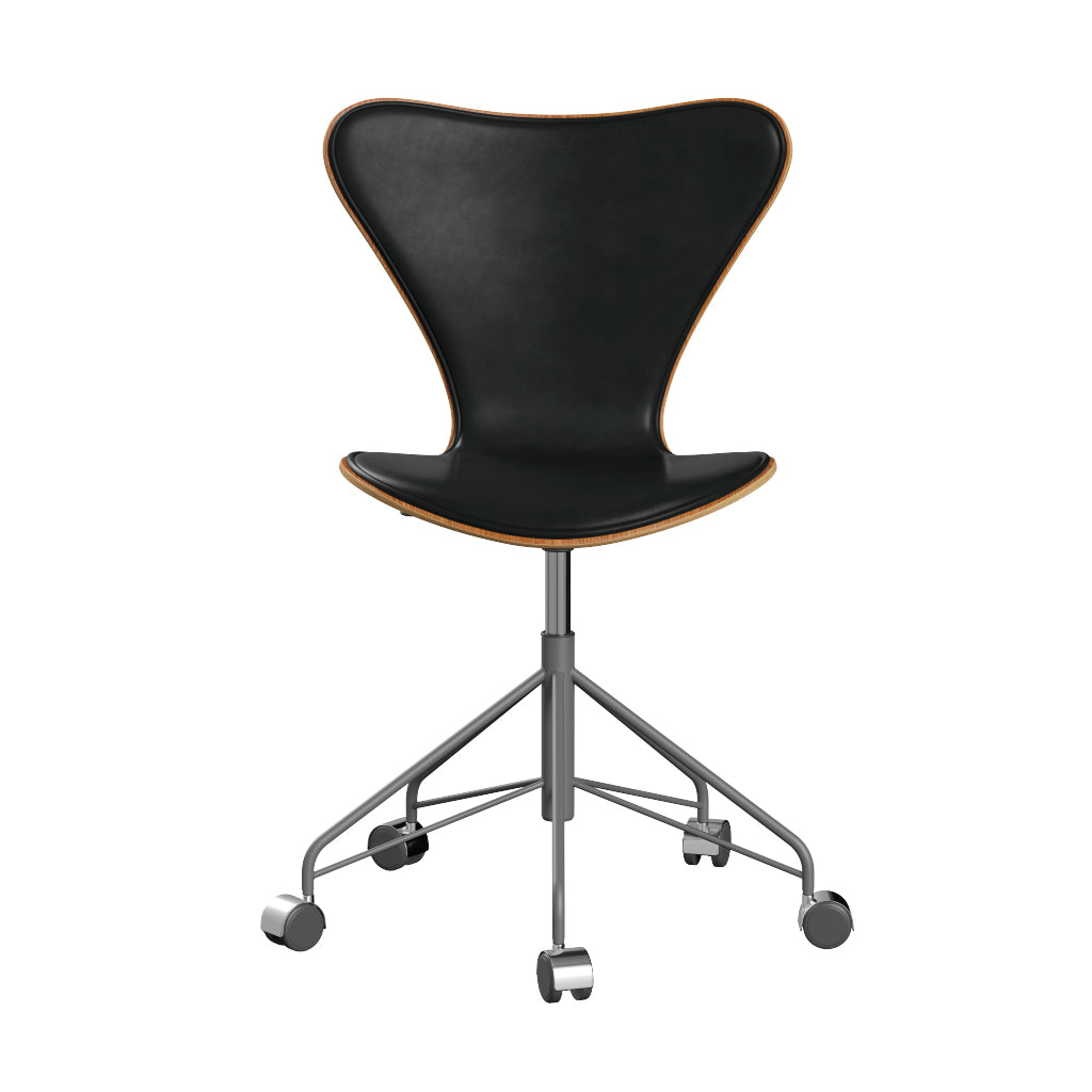 Fritz Hansen - 3117 kontorstol, naturfiner og forsidepolstret i Grace læder - Elm - Sort læder - Silver Grey stel - Jacobsen Plus