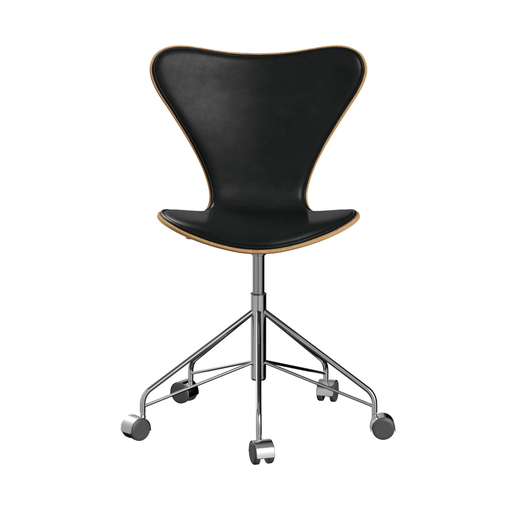 Fritz Hansen - 3117 kontorstol, naturfiner og forsidepolstret i Grace læder - Eg - Sort læder - Krom stel - Jacobsen Plus