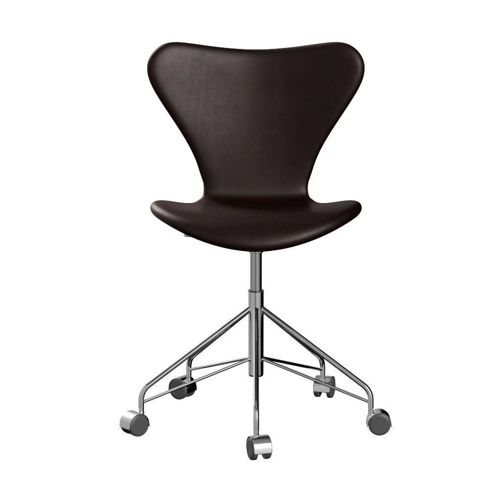Fritz Hansen - 3117 kontorstol, fuldpolstret i Grace læder - Mørk brun læder - Krom stel - Jacobsen Plus