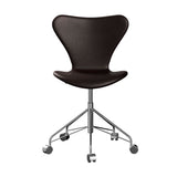 Fritz Hansen - 3117 kontorstol, fuldpolstret i Grace læder - Mørk brun læder - Krom stel - Jacobsen Plus