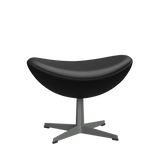 3127 Fußhocker für Egg™ Sessel, Gestell in Silbergrau von Arne Jacobsen - Aura Leder - Black - Jacobsen Plus