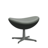 3127 Fußhocker für Egg™ Sessel, Gestell in Silbergrau von Arne Jacobsen - Grace Leder - Concrete Grey - Jacobsen Plus