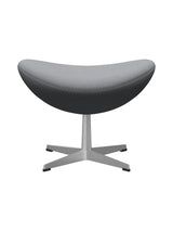 3127 Fodskammel til Ægget af Arne Jacobsen stofgr. 2 - Steelcut / 140 Lysgrå - Jacobsen Plus