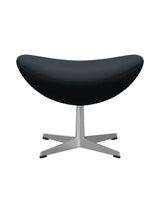 3127 Fodskammel til Ægget af Arne Jacobsen stofgr. 2 - Steelcut Trio / 195 Sort - Jacobsen Plus