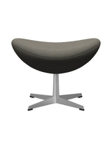 3127 Fodskammel til Ægget af Arne Jacobsen stofgr. 2 - Steelcut Trio / 253 Lys Gråbun - Jacobsen Plus