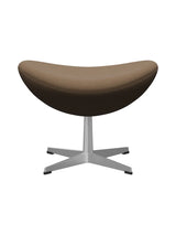 3127 Fodskammel til Ægget af Arne Jacobsen stofgr. 2 - Steelcut Trio / 476 Millitærgrøn Divina - Jacobsen Plus