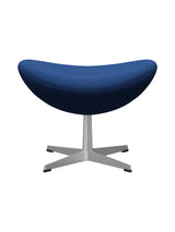 3127 Fodskammel til Ægget af Arne Jacobsen stofgr. 2 - Steelcut Trio / 746 Cobalt Blue - Jacobsen Plus