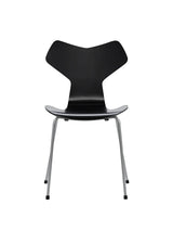 3130 Grand Prix stol lakeret af Arne Jacobsen - Sort / Silver Grey - Jacobsen Plus