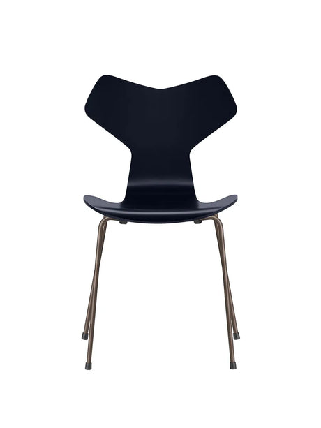 3130 Grand Prix stol lakeret af Arne Jacobsen - Midnight Blue / Brown Bronze - Jacobsen Plus