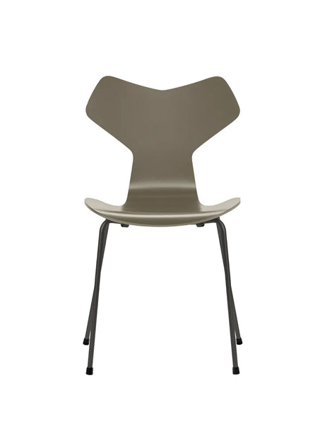3130 Grand Prix stol lakeret af Arne Jacobsen - Olive Green / Warm Graphite - Jacobsen Plus