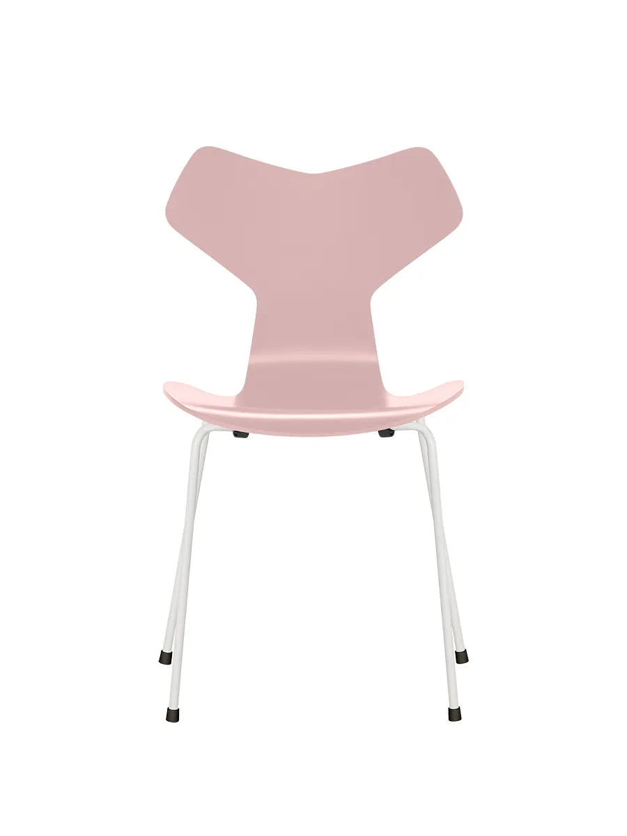 3130 Grand Prix stol lakeret af Arne Jacobsen