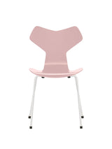 3130 Grand Prix stol lakeret af Arne Jacobsen - Pale Rose / Hvid - Jacobsen Plus