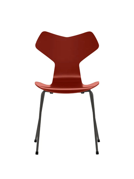 3130 Grand Prix stol lakeret af Arne Jacobsen - Venetian Red / Warm Graphite - Jacobsen Plus
