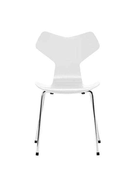 3130 Grand Prix stol lakeret af Arne Jacobsen - Hvid / Krom - Jacobsen Plus