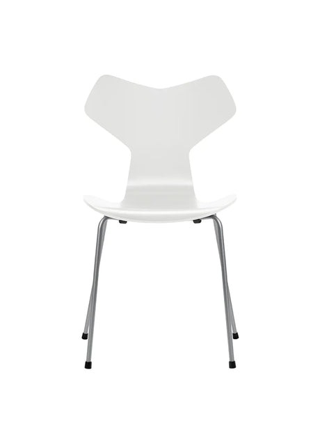 3130 Grand Prix stol lakeret af Arne Jacobsen - Hvid / Silver Grey - Jacobsen Plus