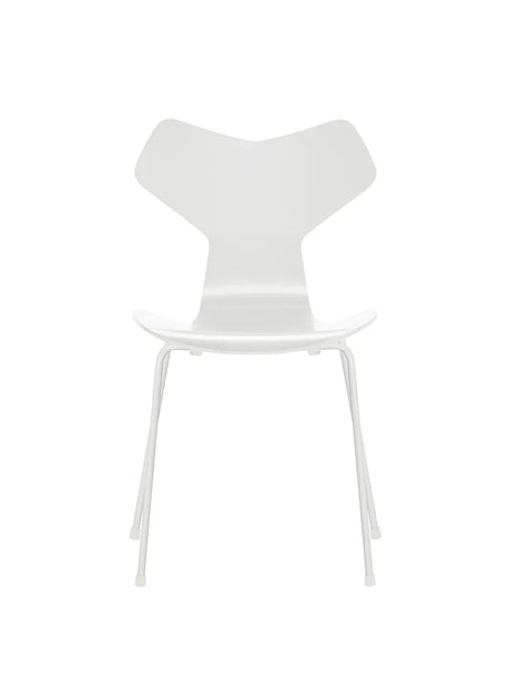 3130 Grand Prix stol lakeret af Arne Jacobsen - Hvid / Hvid - Jacobsen Plus