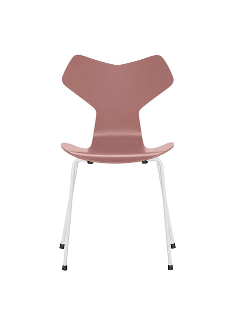 3130 Grand Prix stol lakeret af Arne Jacobsen - Wild Rose / Hvid - Jacobsen Plus
