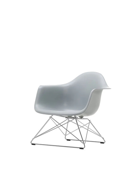 Eames Plastic Armchair LAR, verchromt von Vitra - Hellgrau - Jacobsen Plus