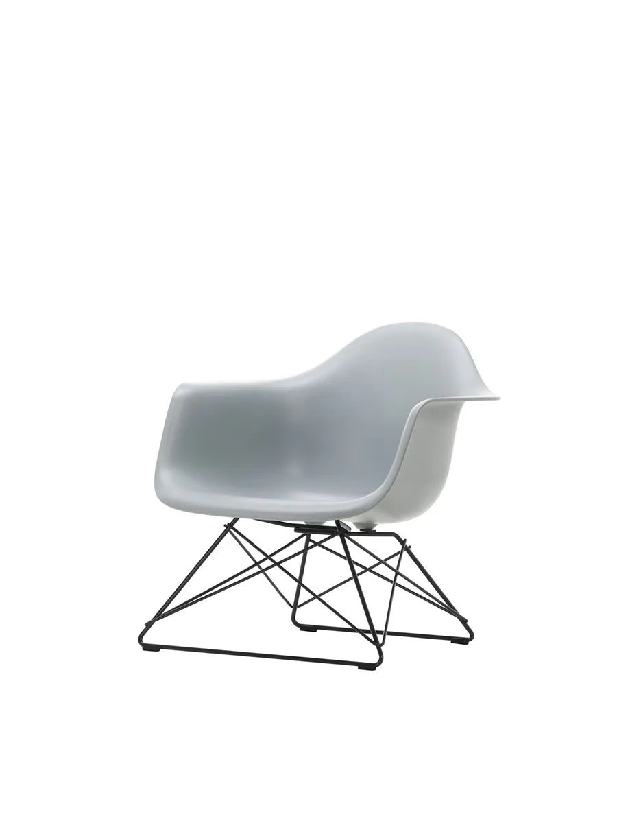 Eames Plastic Armchair LAR, sortlakeret fra Vitra - 5 - Jacobsen Plus