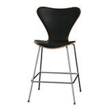 Fritz Hansen - 3187 lav barstol, naturfiner og forsidepolstret i Grace læder - Bøg - Sort læder - Krom stel - Jacobsen Plus