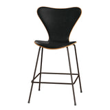 Fritz Hansen - 3187 lav barstol, naturfiner og forsidepolstret i Grace læder - Kirsebær - Sort læder - Brown Bronze stel - Jacobsen Plus