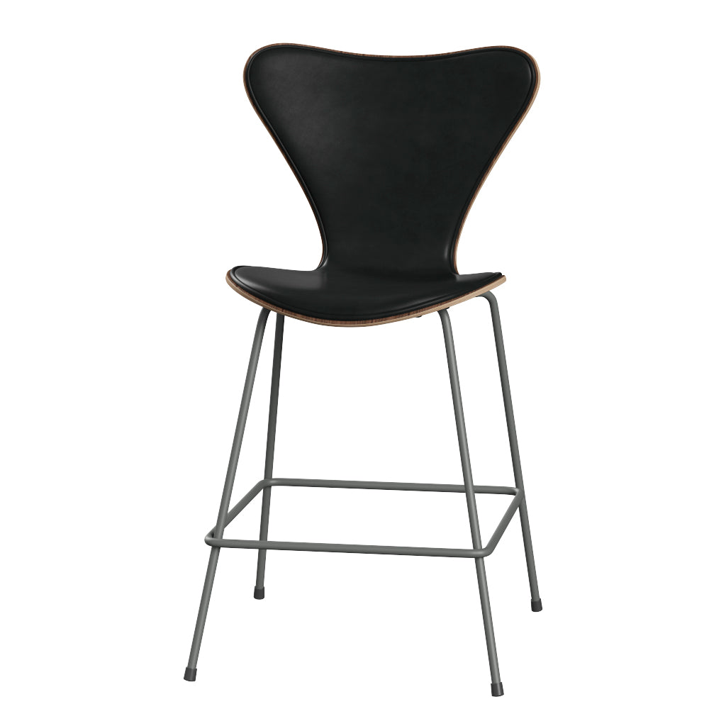 Fritz Hansen - 3187 lav barstol, naturfiner og forsidepolstret i Grace læder - Valnød - Sort læder - Silver Grey stel - Jacobsen Plus