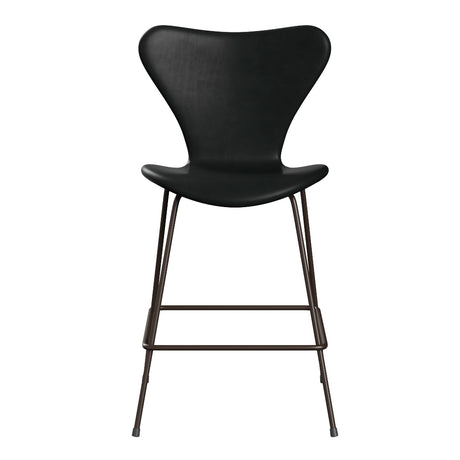 Fritz Hansen - 3187 niedriger Barhocker, vollgepolstert in Grace Leder - Schwarzes Leder - Chromgestell - Jacobsen Plus